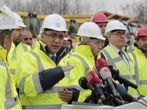 Bakan Elvan, 3’üncü Havalimanındaki Çalışmaları Anlattı