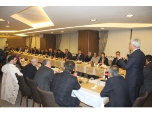 Ak Parti İnegöl Teşkilatı Görev Dağılımı Yaptı