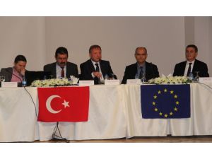 Giresun’da Eğitim Paneli Düzenlendi