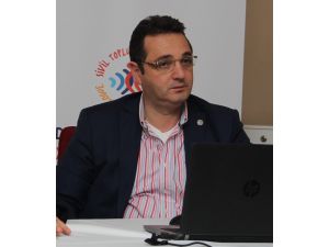 Hayatımız İnternette Geçiyor
