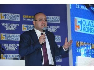 Akdoğan: Hem Tavaf Ettik Hem Şeytan Taşladık