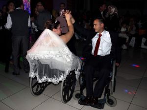 (Özel Haber) Engelleri Aşan Dans