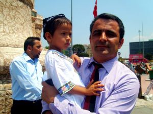Yavuzaslan: Bm Uygur Türkleri İçin Harekete Geçmelidir