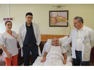 Hayatını Yaşanmaz Hale Getiren Sırt Ağrılarından Ameliyatla Kurtuldu