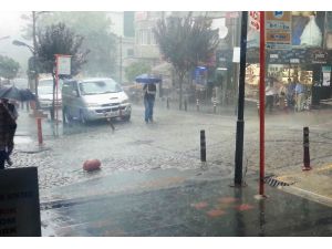 Bandırma’da Şiddetli Yağmur