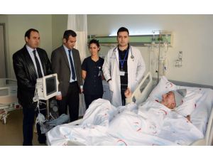 83 Yaşındaki Kimsesiz Hastaya Viranşehir Kaymakamı Sahip Çıktı