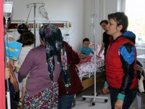 “Zeytin Çekirdekleri”nden Moral Konseri
