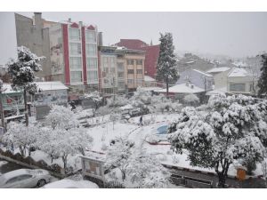 Balıkesir İl Genelinde Kar Yağışı Etkili Oluyor