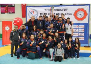 İstanbul Büyükşehir Judo Takımında Çifte Şampiyonluk