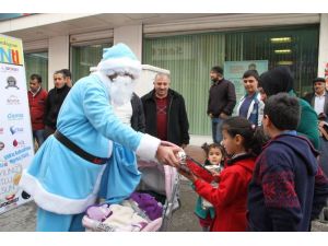 Noel Baba’ya Rakip Çıktı