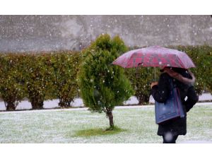 Kar Manisa Ve İlçelerini Etkisi Altına Aldı