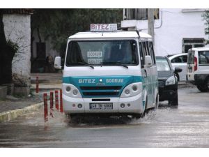 Sokaklar 10 Dakikada Göle Döndü