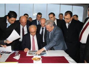 Bakan Elvan, İzmir Ve Çandarlı Limanı Haberlerine Açıklık Getirdi