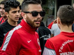 Türk Futbolcunun Golü Dünyayı Salladı