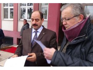 Zekeriya Öz Açıklama Yapmadan Ayrılamadı