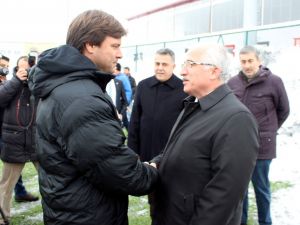 Vali Tuna’dan, Eskişehirspor’a Yılbaşı Ziyareti