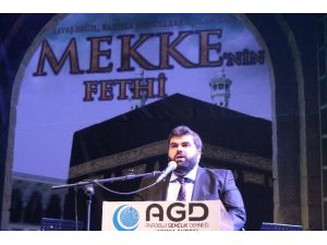Konya’da ’’Mekke’nin Fetih’’ Gecesi