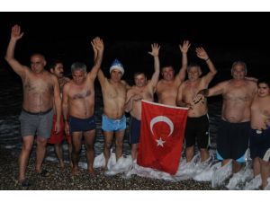 2015’i Buz Gibi Suda Karşıladılar
