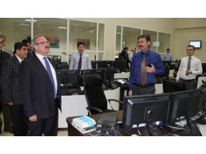 Bursa Valisi Mobese Kameralarından Şehrin Asayişini İzledi