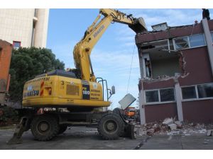 Büyük Samsun Otelinin Yıkımına Başlandı