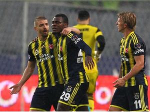Emenike’den Sert Tepki