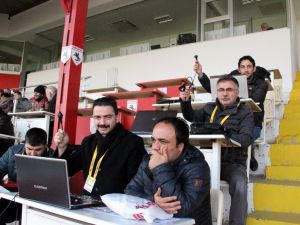 Samsunspor Basın Tribününde Prizler Çalışmıyor