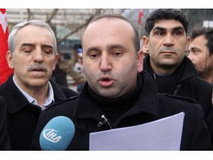 Alperenler, Uygur Türklerine Destek İçin Çin Bayrağı Yaktı
