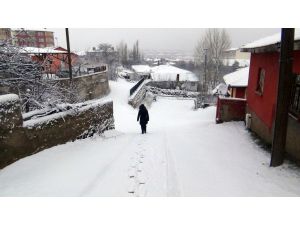 Yozgat Sabaha Kar Örtüsüyle Uyandı