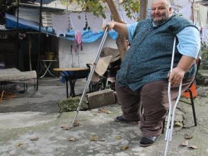 Evde Ölümü Bekliyor