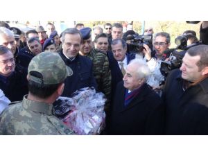 Yunanistan Başbakanı Samaras’tan, Türkiye’ye İade-i Ziyaret