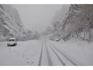 Tunceli’de 323 Köy Yolu Ulaşıma Kapandı