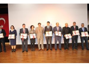 Ankara Üniversitesi Kreşine “Beyaz Bayrak” Ödülü