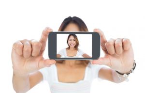 Selfie Türkiye’de De Ders Olur Mu?