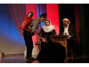 Kürtçe Hamlet’e Antep’te Yoğun İlgi