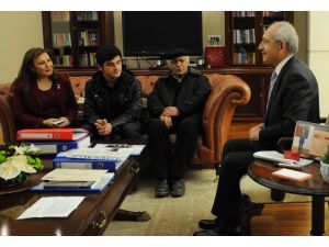 Konyada Gözaltına Alınan Öğrenci, Kılıçdaroğlunu Ziyaret Etti