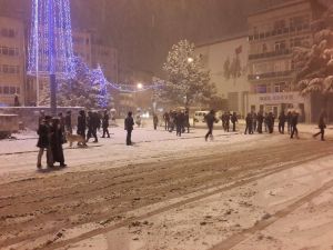 Burdur’da Kar Topu Meydan Muharebesi