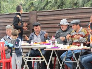Çilingir Sofrasında Dua