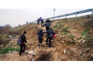 Okul Yolu Çile Dolu