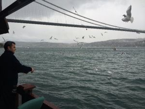 İstanbul Boğazı’ndan Dolu Geçti