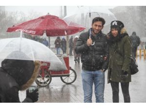 Taksim’den Kar Manzarası