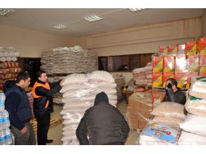 Üsküdar’dan Suriye’ye 3 Tır İnsani Yardım