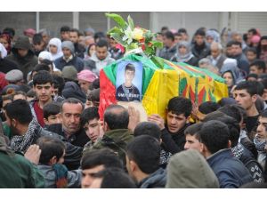 Cizre’deki Olayda Ölen Ümit Kurt’un Cenazesi Olaysız Defnedildi