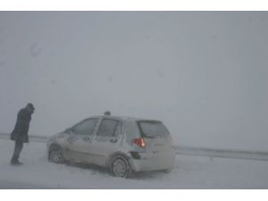 Sivas’ta Kar Ve Tipi Hayatı Olumsuz Etkiliyor