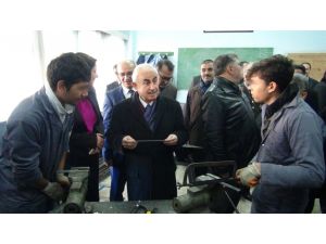 Edirne’de Suça Karışmış Çocuklar Topluma Yeniden Kazandırılacak