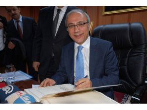 Bakan Elvan, Adıyaman Esnafını Ziyaret Etti