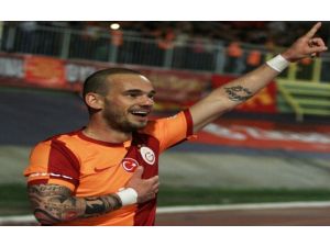 Albayrak’tan Flaş Sneijder Açıklaması