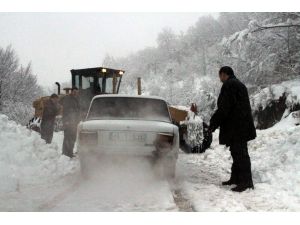 Bursada 235 Köy Yolu Kapalı