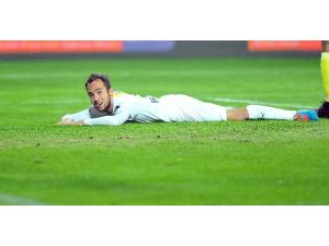 Belluschi Gidiyor
