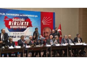 Kılıçdaroğlu’na Ayakkabı Atıldı
