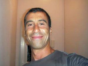 Paris Saldırısında Öldürülen Polisin Müslüman Olduğu Açıklandı